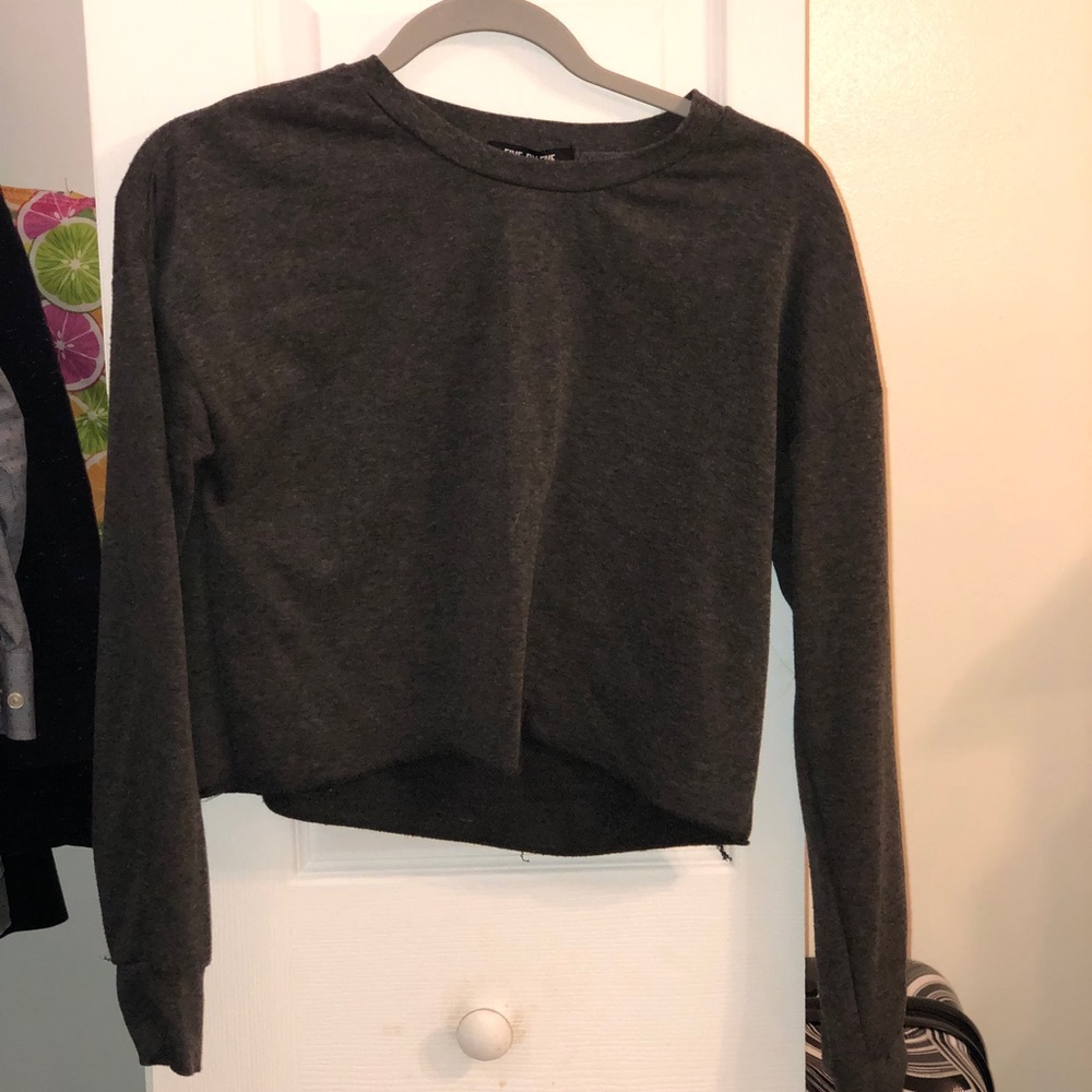 Long sleeve crop top